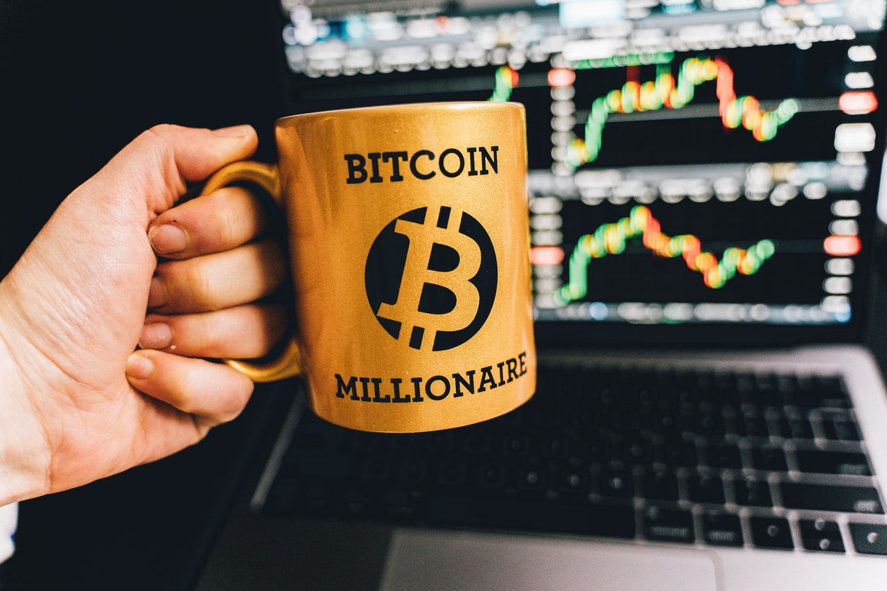Fitch Ratings’den El Salvador’un Bitcoin hamlesi için olumsuz yorum