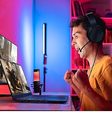 acer-intel-core-ultra-seri-3-islemcilerle-donatilan-yeni-predator-ve-nitro-oyun-bilgisayarlarini-tanitti.jpg
