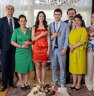 aci-kahve-filmi-3-ocakta-sinemalarda.jpg