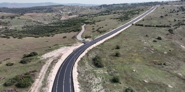 Akçaova Grup Yolu’nda 9,7 kilometrelik ilerleme