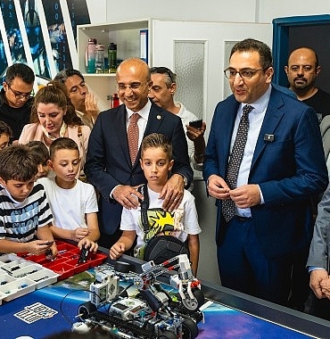 balcovali-cocuklardan-can-kurtaracak-robot.jpg