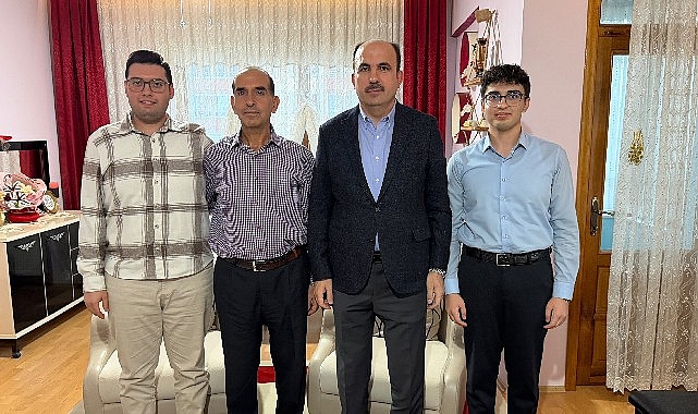 Başkan Altay, “Vefa Umresi” ile Kutsal Topraklara Giden Vatandaşları Evlerinde Ziyaret Etti