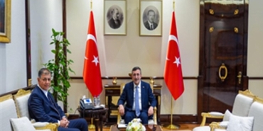 Başkan Tugay’dan İzmir için Ankara’da üst düzey temaslar