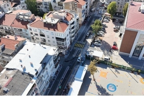 Beş okulun kullandığı sokağa Konak Belediyesi’nden güvenli dokunuş
