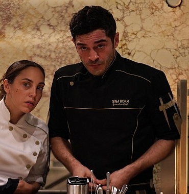 burak-deniz-ve-oyku-karayelin-basrollerini-paylastigi-orijinal-film-umami-cok-yakinda-disneyta.jpg