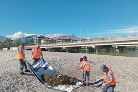 Büyükşehir Belediyesi ekipleri gece boyunca sahada görev yaptı