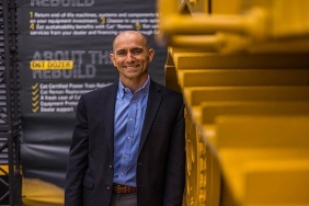 caterpillar-100-yasini-bauma-fuarinda-kutladi.jpg