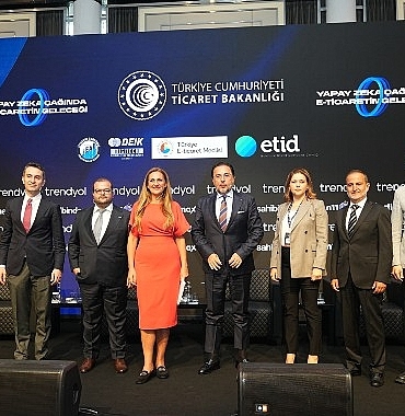 e-ticaret-devlerinin-ceolari-yapay-zeka-caginda-e-ticaretin-gelecegi-zirvesinde-bulustu.jpg