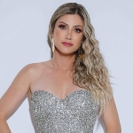 Evrim Bilgin’den yeni şarkı: ‘Dansöz Dünya’!