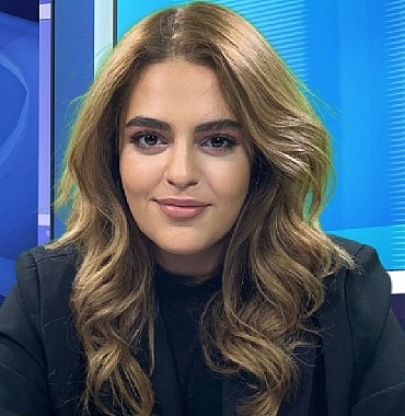 genc-gazeteci-almina-besra-babar-babasinin-hayatini-yazdi.jpg