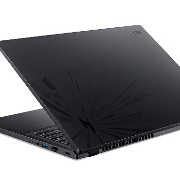 gucu-hafifligi-ve-sikligiyla-oyun-ve-gunluk-yasam-arasinda-kusursuz-denge-acer-nitro-lite-16.jpg