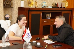İbrahim Akın: Kapımız da gönlümüz de komşularımıza sonuna kadar açık