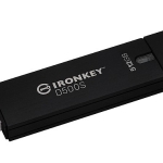 Kingston IronKey D500S: Güvenilir Tedarik Zincirine Sahip, Dünyanın İlk ve Tek TAA Uyumlu, FIPS 140-3 Seviye 3 Donanım Şifreli Sürücüsü