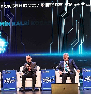 kocaelide-dijital-savaslar-ve-adalet-konusuldu.jpg