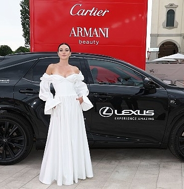melis-sezen-lexus-ile-venedik-film-festivaline-katilacak.jpg