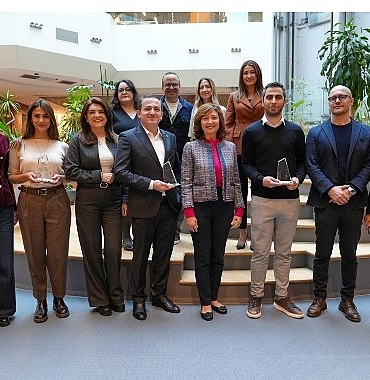 microsoft-turkiye-ile-teknolojide-kadin-derneginin-is-birliginde-gerceklesen-secure-the-future-egitimini-tamamlayan-genc-kadinlar-siber-guvenlik-alaninda-uzmanlasmaya-hazir.jpg