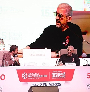 okan-bayulgen-tek-care-kitap-okumak.jpg