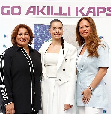 ozgu-namal-akil-var-teknoloji-var-diyerek-bingo-akilli-kapsulu-tanitti.jpg
