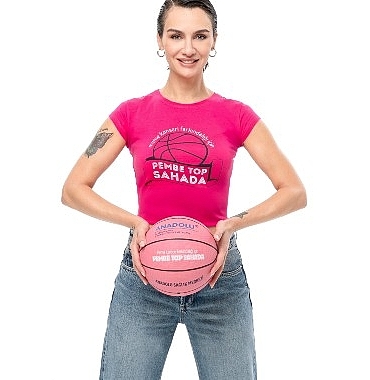 pembe-top-12-yasinda-hava-atisi-birce-akalayda.jpg
