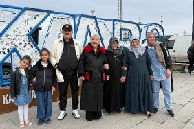 safiye-soyman-ve-faik-ozturke-karsta-yogun-ilgi.jpg