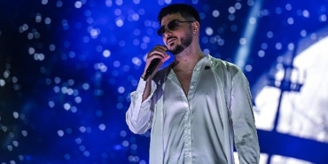 Semicenk ve 'İki Kişilik Oyun' ile fuarda sanat dolu gece