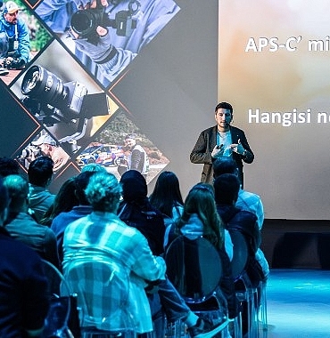 sony-zv-serisinin-en-yeni-uyesi-zv-e10-iiyi-fotograf-ve-video-tutkunlariyla-bulusturdu.jpg