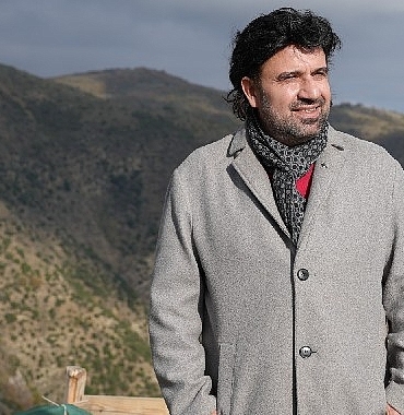 taverna-muziginin-en-guclu-sesi-tuncay-tuncelden-bugun-dogum-gunum.jpg