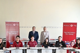 yapay-zeka-yildizlarinda-yeni-hedef-100-bin-ogrenciye-ulasmak.jpg