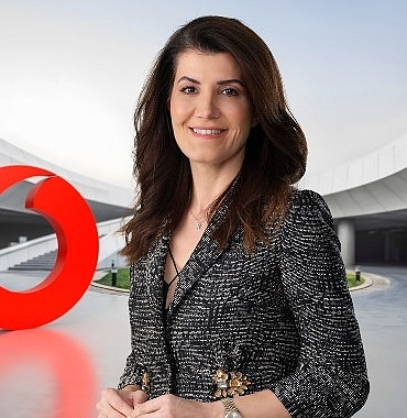 yapay-zekayla-guven-ucurumunu-kapatan-sirketler-gelecege-hazir-hale-geliyor.jpg